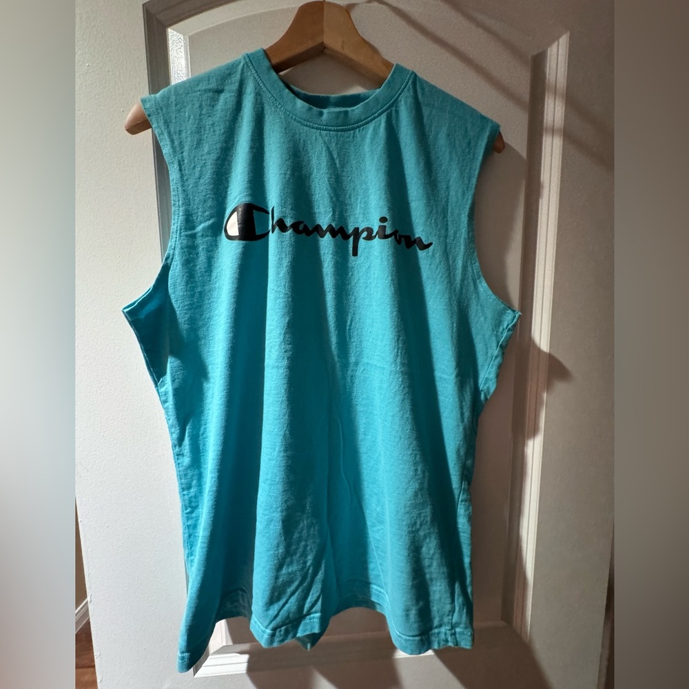 Champion Men’s Small Sleeveless Tank